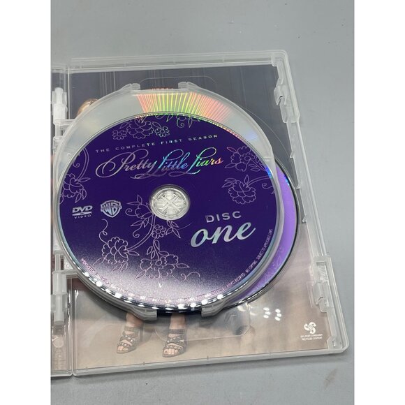 Pretty little liars DVD complete first season 5 discs with booklet 2011 READ - Picture 3 of 5